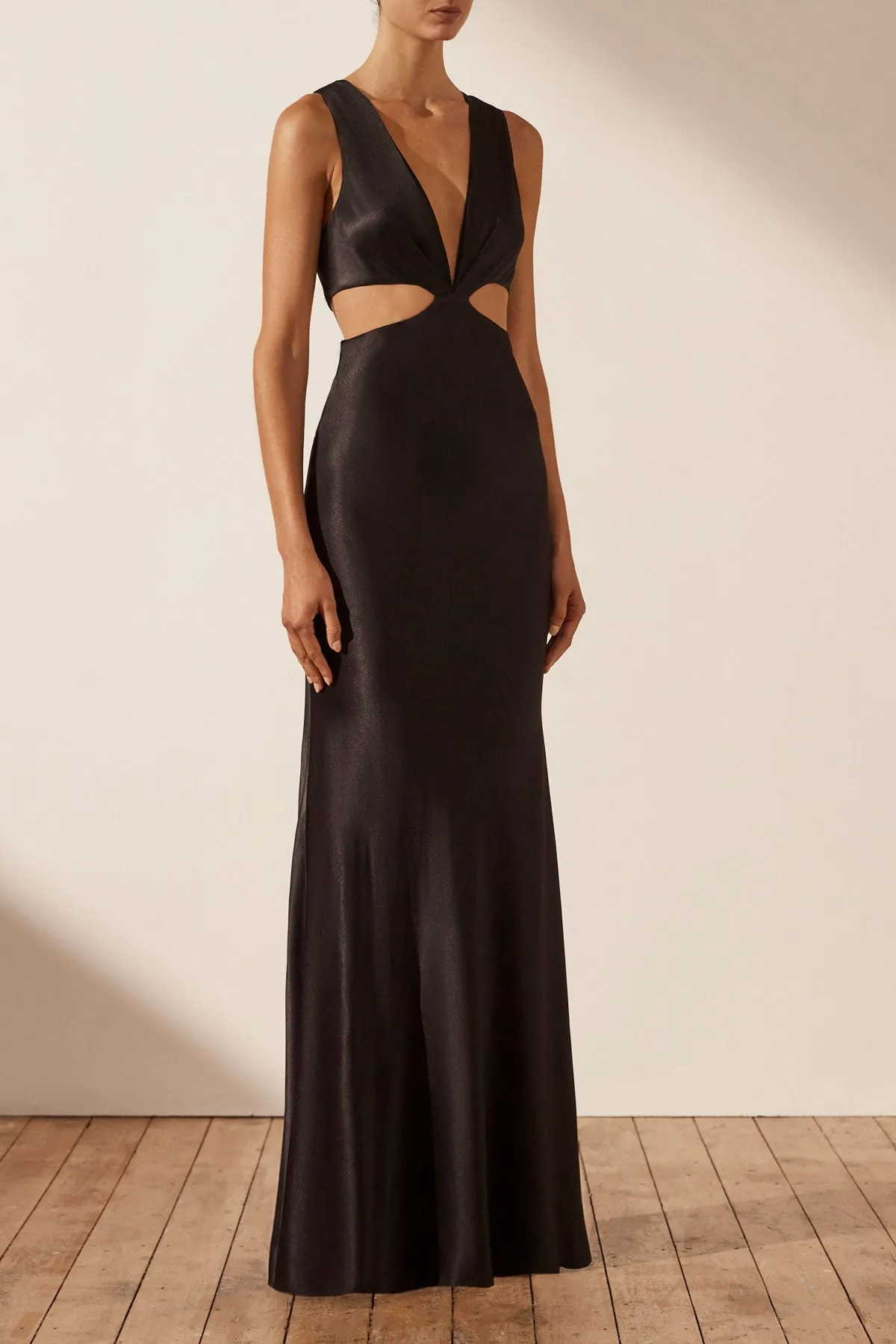 LA LUNE PLUNGED CUT OUT MAXI DRESS - BLACK