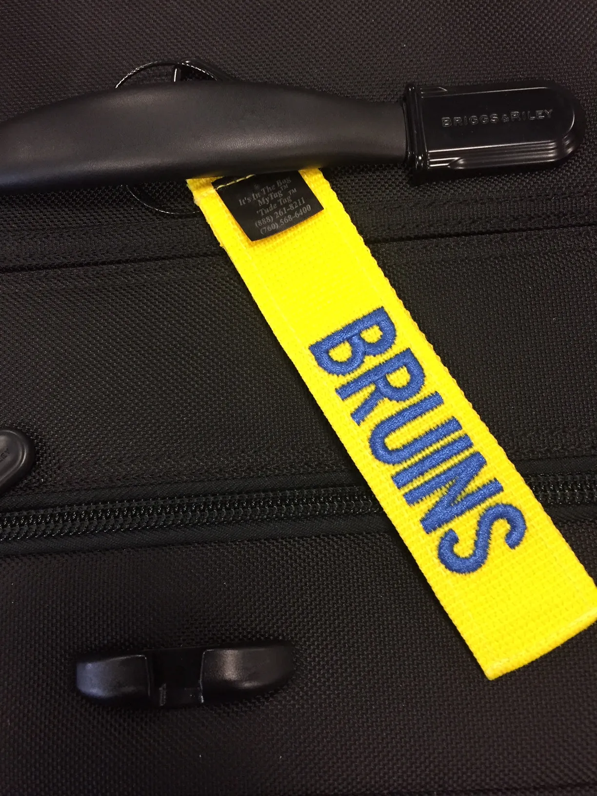 TudeTag - "UCLA BRUINS" Luggage Tag Identifier